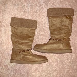 Guess boots